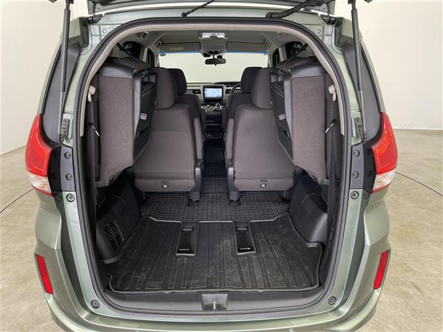 フリードハイブリッド ハイブリッド・Gホンダセンシング 純正9インチナビ フリップダウンモニター バックカメラ ビルトインETC 前後ドライブレコーダー アダプティブクルーズコントロール シートヒーター 純正アルミホイール オートライト LED 地デジTV(30枚目)