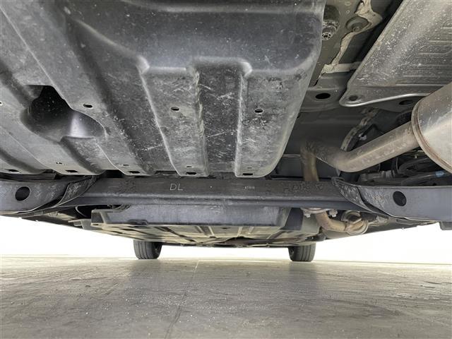 フリードハイブリッド ハイブリッド・Gホンダセンシング 純正9インチナビ フリップダウンモニター バックカメラ ビルトインETC 前後ドライブレコーダー アダプティブクルーズコントロール シートヒーター 純正アルミホイール オートライト LED 地デジTV(32枚目)