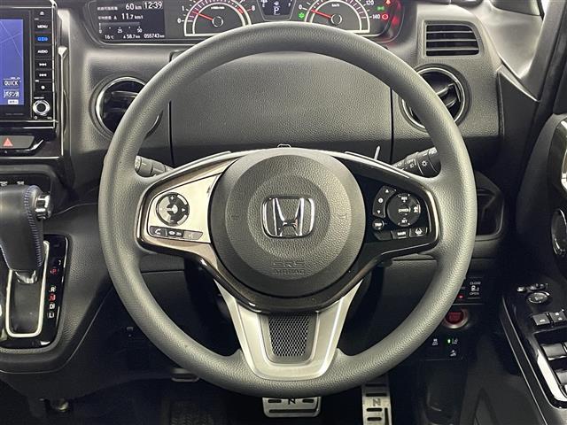 N-BOXカスタム G・EXホンダセンシング 純正8インチナビ バックカメラ ビルトインETC 前後ドライブレコーダー ホンダセンシング アダプティブクルーズコントロール 純正アルミホイール オートハイビーム LEDヘッドライト 地デジフルセグ(8枚目)