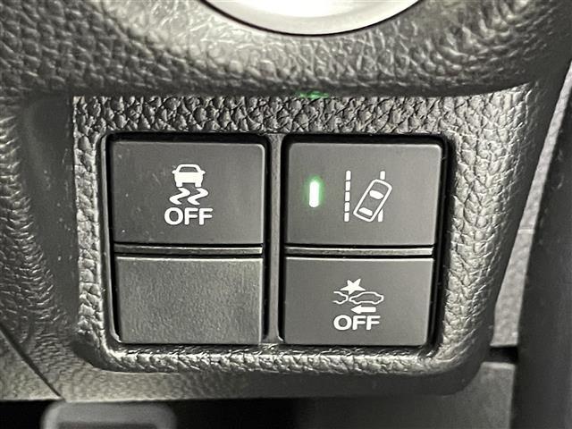 N-BOXカスタム G・EXホンダセンシング 純正8インチナビ バックカメラ ビルトインETC 前後ドライブレコーダー ホンダセンシング アダプティブクルーズコントロール 純正アルミホイール オートハイビーム LEDヘッドライト 地デジフルセグ(16枚目)