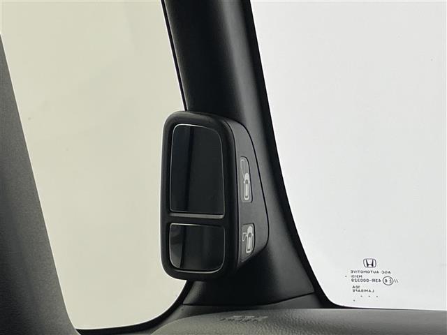 N-BOXカスタム G・EXホンダセンシング 純正8インチナビ バックカメラ ビルトインETC 前後ドライブレコーダー ホンダセンシング アダプティブクルーズコントロール 純正アルミホイール オートハイビーム LEDヘッドライト 地デジフルセグ(29枚目)