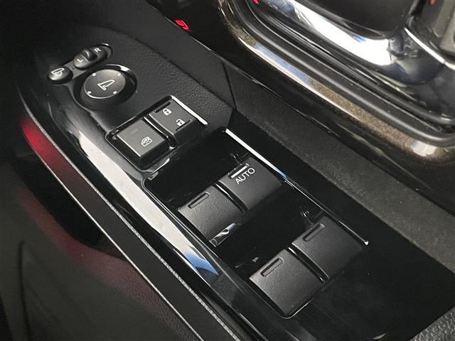 N-BOXカスタム G・EXホンダセンシング 純正8インチナビ バックカメラ ビルトインETC 前後ドライブレコーダー ホンダセンシング アダプティブクルーズコントロール 純正アルミホイール オートハイビーム LEDヘッドライト 地デジフルセグ(31枚目)