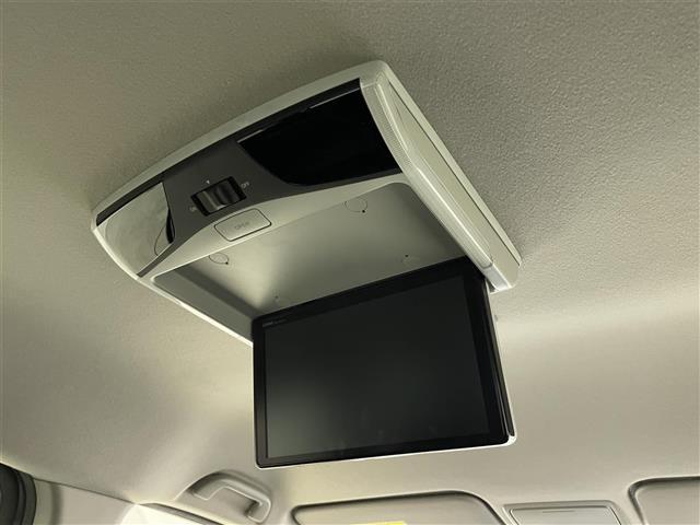 ステップワゴンスパーダ スパーダ ホンダセンシング 純正9インチナビ フリップダウンモニター バックカメラ ビルトインETC2.0 アダプティブクルーズコントロール ホンダセンシング 純正アルミホイール オートライト LEDヘッドライト 地デジTV(3枚目)