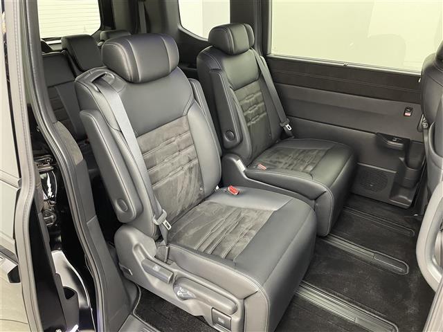 ステップワゴン e:HEVスパーダ プレミアムライン 純正11.4インチナビ マルチビュー BSM ビルトインETC 前後ドライブレコーダー ホンダセンシング アダプティブクルーズコントロール シートヒーター 純正アルミホイール オートライト LED(20枚目)