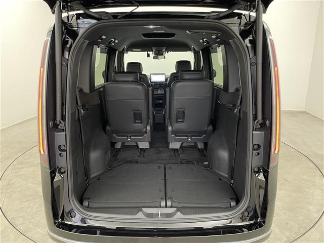 ステップワゴン e:HEVスパーダ プレミアムライン 純正11.4インチナビ マルチビュー BSM ビルトインETC 前後ドライブレコーダー ホンダセンシング アダプティブクルーズコントロール シートヒーター 純正アルミホイール オートライト LED(23枚目)