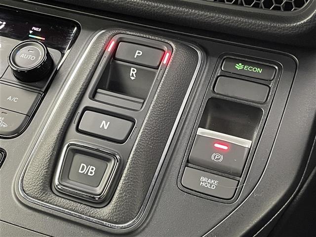 ステップワゴン e:HEVスパーダ プレミアムライン 純正11.4インチナビ マルチビュー BSM ビルトインETC 前後ドライブレコーダー ホンダセンシング アダプティブクルーズコントロール シートヒーター 純正アルミホイール オートライト LED(26枚目)