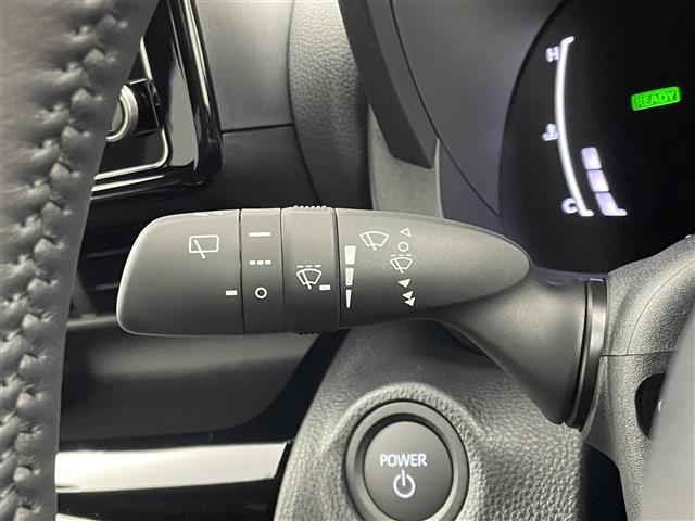 ヤリスクロス ハイブリッドZ アドベンチャー 登録済未使用車 純正ナビ パノラミックビューモニター BSM ビルトインETC2.0 セーフティセンス レーダークルーズコントロール シートヒーター ステアリングヒーター HDMI オートハイビーム(10枚目)