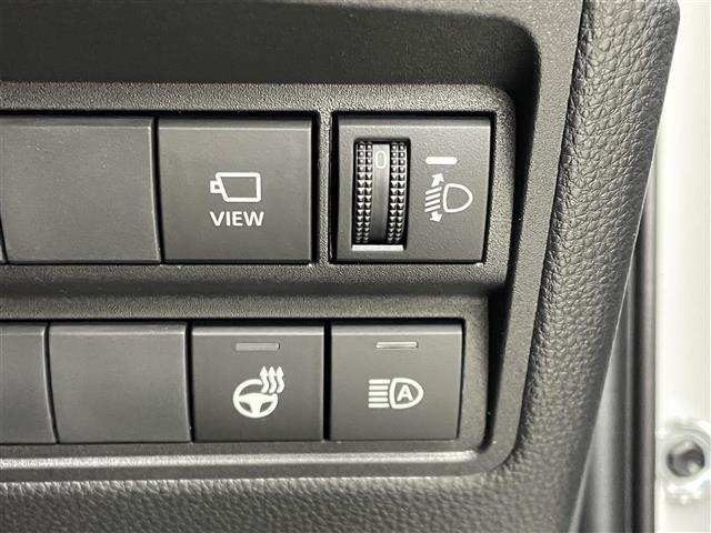 ヤリスクロス ハイブリッドZ アドベンチャー 登録済未使用車 純正ナビ パノラミックビューモニター BSM ビルトインETC2.0 セーフティセンス レーダークルーズコントロール シートヒーター ステアリングヒーター HDMI オートハイビーム(16枚目)