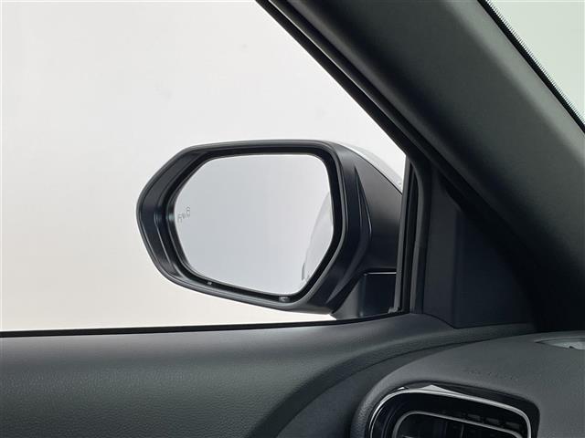 ヤリスクロス ハイブリッドZ アドベンチャー 登録済未使用車 純正ナビ パノラミックビューモニター BSM ビルトインETC2.0 セーフティセンス レーダークルーズコントロール シートヒーター ステアリングヒーター HDMI オートハイビーム(30枚目)