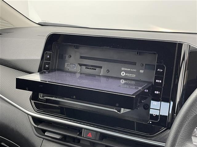 ノート X 純正9インチナビ バックカメラ ビルトインETC ドライブレコーダー インテリジェントエマージェンシーブレーキ ステアリングスイッチ プッシュスタート スマートキー オートマチックハイビーム 地デジ(7枚目)