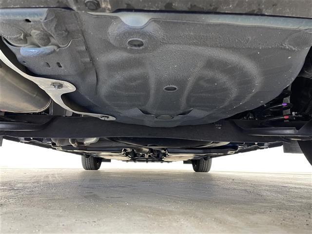 ノート X 純正9インチナビ バックカメラ ビルトインETC ドライブレコーダー インテリジェントエマージェンシーブレーキ ステアリングスイッチ プッシュスタート スマートキー オートマチックハイビーム 地デジ(35枚目)