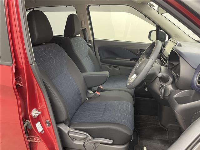 eKクロス T 純正9インチナビ バックカメラ ドライブレコーダー eアシスト シートヒーター ステアリングスイッチ ヘッドライトレベライザー 純正アルミホイール スマートキー オートハイビーム LEDヘッドライト(19枚目)