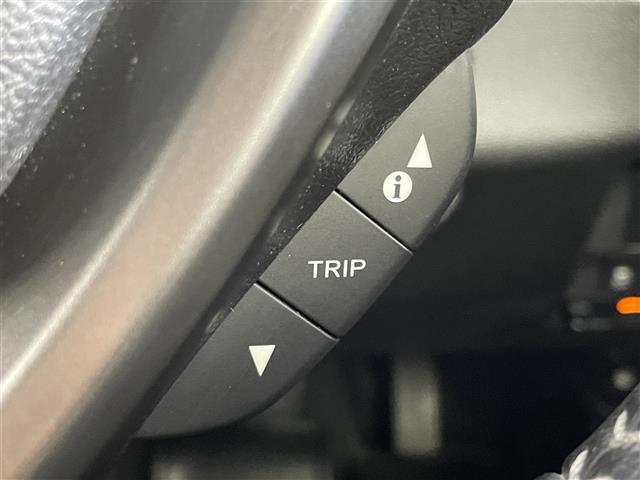 フリード G・ホンダセンシング 社外ナビ バックカメラ ビルトインETC ドライブレコーダー ホンダセンシング アダプティブクルーズコントロール ステアリングスイッチ 純正アルミホイール スマートキー オートライト LED TV(12枚目)