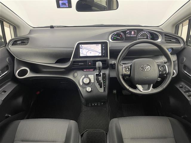 シエンタ ハイブリッド　ファンベースＧ　純正ナビ　アラウンドビューモニター　ビルトインＥＴＣ２．０　前後ドライブレコーダー　セーフティセンス　クルーズコントロール　シートヒーター　スマートキー　オートハイビーム　ＬＥＤライト　地デジＴＶ（2枚目）