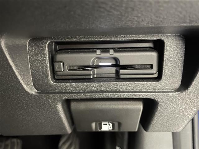 ノート X 純正9型ナビ Bカメラ エマージェンシーブレーキ レーンキープ クリアランスソアナー ドライブレコーダー オートライト ETC 純正フロアマット 電動格納ミラー 純正WCP 地デジTV スマートキー(13枚目)