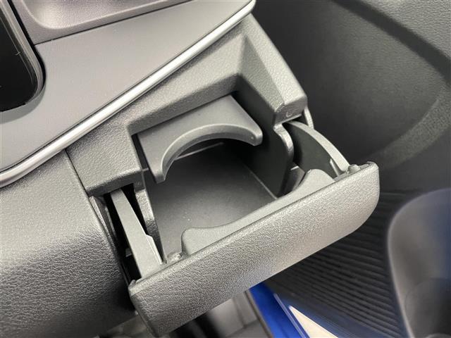 ノート X 純正9型ナビ Bカメラ エマージェンシーブレーキ レーンキープ クリアランスソアナー ドライブレコーダー オートライト ETC 純正フロアマット 電動格納ミラー 純正WCP 地デジTV スマートキー(24枚目)