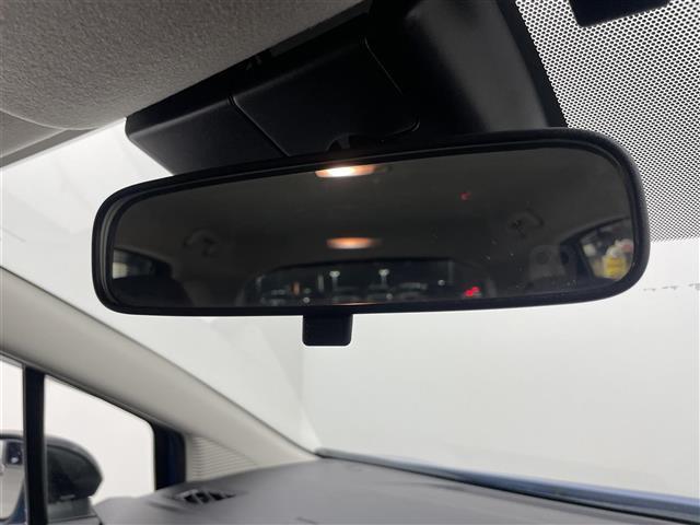 ノート X 純正9型ナビ Bカメラ エマージェンシーブレーキ レーンキープ クリアランスソアナー ドライブレコーダー オートライト ETC 純正フロアマット 電動格納ミラー 純正WCP 地デジTV スマートキー(27枚目)