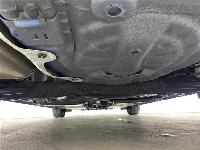 ノート X 純正9型ナビ Bカメラ エマージェンシーブレーキ レーンキープ クリアランスソアナー ドライブレコーダー オートライト ETC 純正フロアマット 電動格納ミラー 純正WCP 地デジTV スマートキー(34枚目)