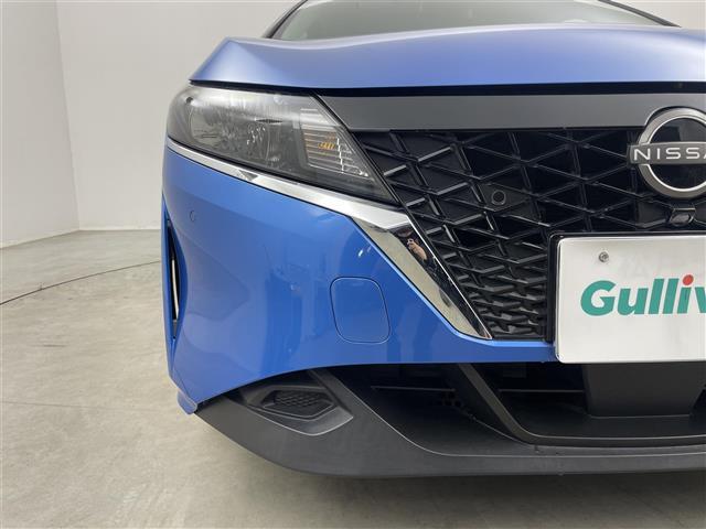 ノート X 純正9型ナビ Bカメラ エマージェンシーブレーキ レーンキープ クリアランスソアナー ドライブレコーダー オートライト ETC 純正フロアマット 電動格納ミラー 純正WCP 地デジTV スマートキー(35枚目)