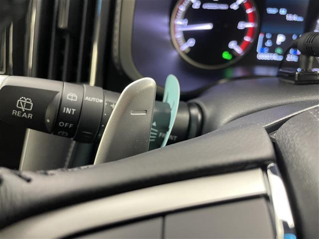 デリカＤ：５ ブラックエディション　ＡＬＰＩＮＥ１１インチナビ　マルチアラウンドモニター　ＢＳＭ　黒レザー　ｅアシスト　レーダークルーズコントロール　シートヒーター　ＨＤＭＩ　ステアリングヒーター　純正アルミホイール　オートライト　ＴＶ（9枚目）