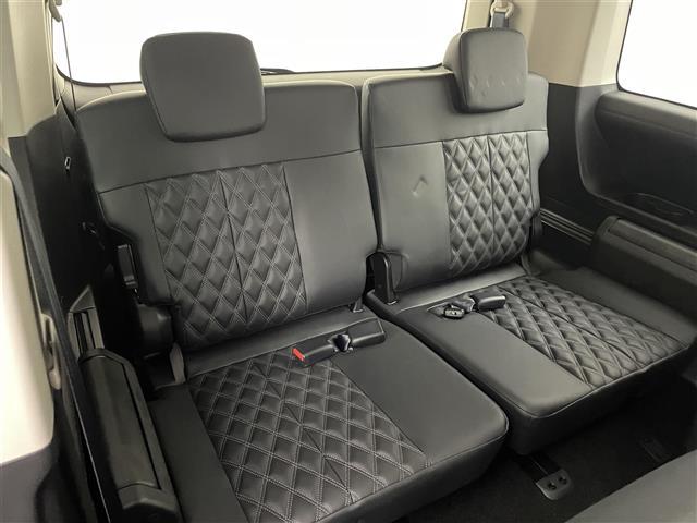 デリカＤ：５ ブラックエディション　ＡＬＰＩＮＥ１１インチナビ　マルチアラウンドモニター　ＢＳＭ　黒レザー　ｅアシスト　レーダークルーズコントロール　シートヒーター　ＨＤＭＩ　ステアリングヒーター　純正アルミホイール　オートライト　ＴＶ（27枚目）