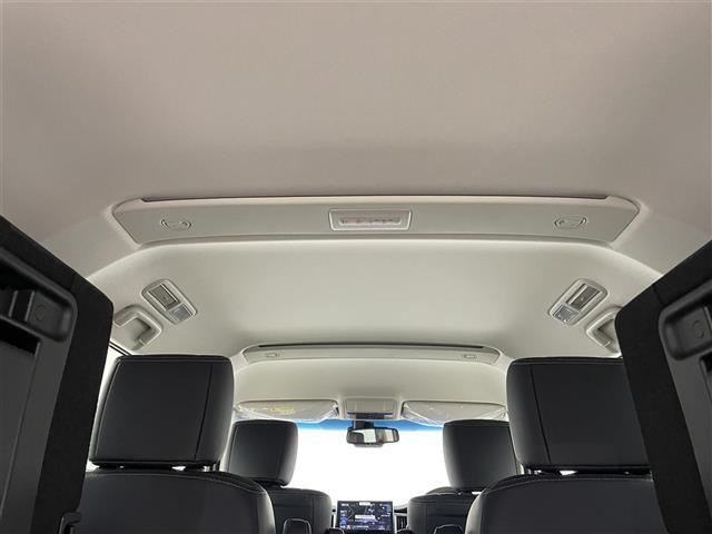 デリカＤ：５ ブラックエディション　ＡＬＰＩＮＥ１１インチナビ　マルチアラウンドモニター　ＢＳＭ　黒レザー　ｅアシスト　レーダークルーズコントロール　シートヒーター　ＨＤＭＩ　ステアリングヒーター　純正アルミホイール　オートライト　ＴＶ（31枚目）