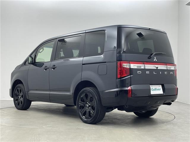デリカＤ：５ ブラックエディション　ＡＬＰＩＮＥ１１インチナビ　マルチアラウンドモニター　ＢＳＭ　黒レザー　ｅアシスト　レーダークルーズコントロール　シートヒーター　ＨＤＭＩ　ステアリングヒーター　純正アルミホイール　オートライト　ＴＶ（43枚目）