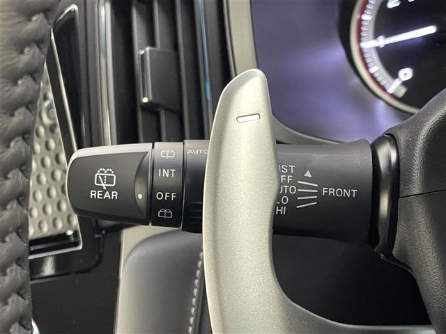 デリカＤ：５ シャモニー　登録済未使用車　４ＷＤ　全周囲モニター　衝突軽減ブレーキ　レーンキープアシスト　レーダクルコン　ＢＳＭ　誤発進抑制　両側電動スライド　電動リアドア　デジタルインナーミラー　シートヒーター　ＡＣ１００Ｖ（7枚目）