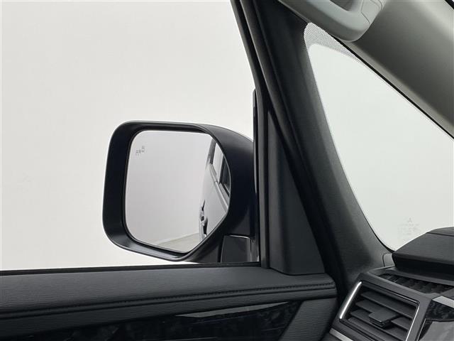 デリカＤ：５ シャモニー　登録済未使用車　４ＷＤ　全周囲モニター　衝突軽減ブレーキ　レーンキープアシスト　レーダクルコン　ＢＳＭ　誤発進抑制　両側電動スライド　電動リアドア　デジタルインナーミラー　シートヒーター　ＡＣ１００Ｖ（25枚目）