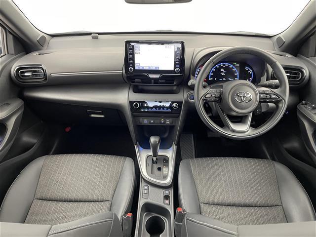 ヤリスクロス Ｚ　純正９インチディスプレイオーディオ　パノラミックビューモニター　ＢＳＭ　レーダークルーズコントロール　ビルトインＥＴＣ２．０　ドライブレコーダー　シートヒーター　純正アルミホイール　ＬＥＤヘッドライト（2枚目）