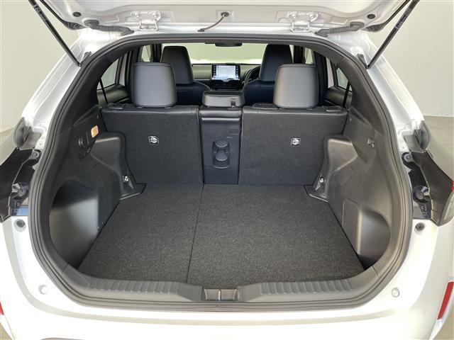 ヤリスクロス Ｚ　純正９インチディスプレイオーディオ　パノラミックビューモニター　ＢＳＭ　レーダークルーズコントロール　ビルトインＥＴＣ２．０　ドライブレコーダー　シートヒーター　純正アルミホイール　ＬＥＤヘッドライト（29枚目）