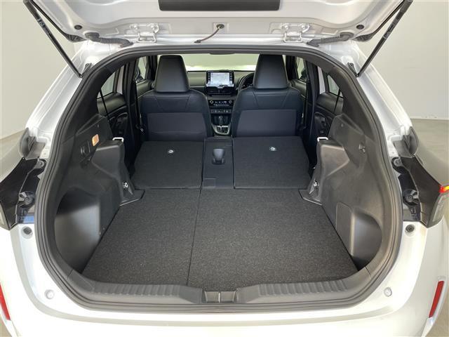 ヤリスクロス Ｚ　純正９インチディスプレイオーディオ　パノラミックビューモニター　ＢＳＭ　レーダークルーズコントロール　ビルトインＥＴＣ２．０　ドライブレコーダー　シートヒーター　純正アルミホイール　ＬＥＤヘッドライト（30枚目）