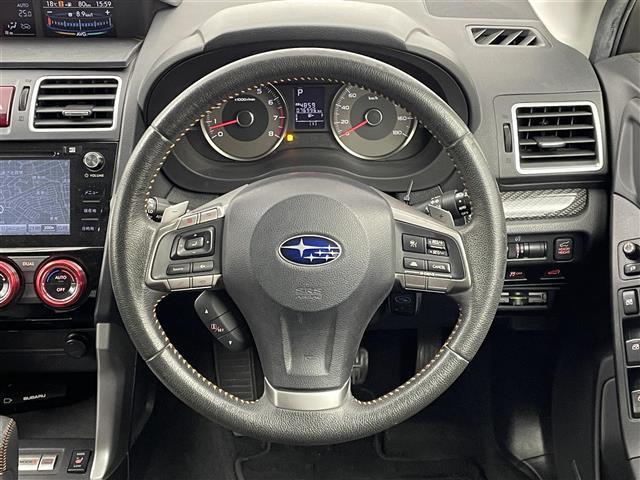 フォレスター Ｘ－ブレイク　アイサイトｖｅｒ２　純正ナビ　フリップダウンモニター　バックカメラ　ＥＴＣ　レーダークルーズコントロール　シートヒーター　純正アルミホイール　スマートキー　オートライト　ＬＥＤヘッドライト　地デジＴＶ（8枚目）