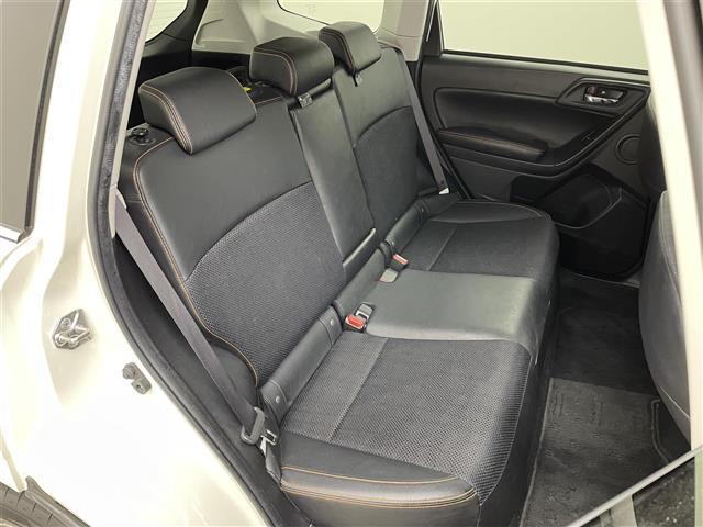 フォレスター Ｘ－ブレイク　アイサイトｖｅｒ２　純正ナビ　フリップダウンモニター　バックカメラ　ＥＴＣ　レーダークルーズコントロール　シートヒーター　純正アルミホイール　スマートキー　オートライト　ＬＥＤヘッドライト　地デジＴＶ（20枚目）