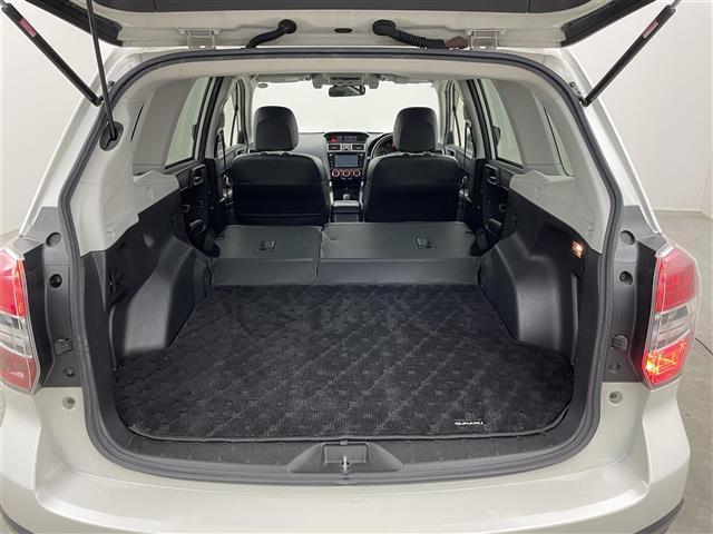 フォレスター Ｘ－ブレイク　アイサイトｖｅｒ２　純正ナビ　フリップダウンモニター　バックカメラ　ＥＴＣ　レーダークルーズコントロール　シートヒーター　純正アルミホイール　スマートキー　オートライト　ＬＥＤヘッドライト　地デジＴＶ（22枚目）