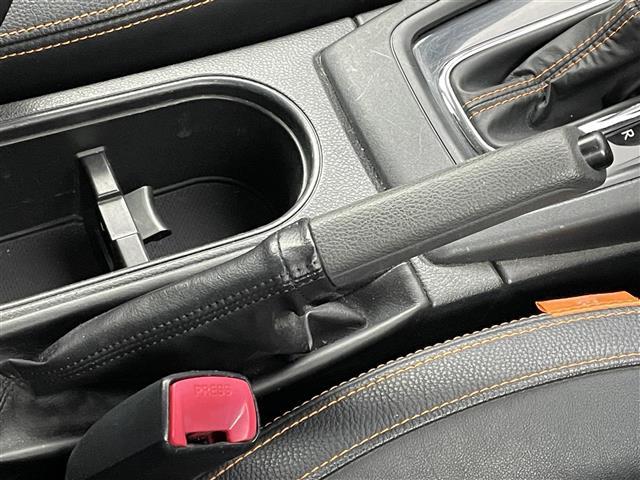 フォレスター Ｘ－ブレイク　アイサイトｖｅｒ２　純正ナビ　フリップダウンモニター　バックカメラ　ＥＴＣ　レーダークルーズコントロール　シートヒーター　純正アルミホイール　スマートキー　オートライト　ＬＥＤヘッドライト　地デジＴＶ（26枚目）