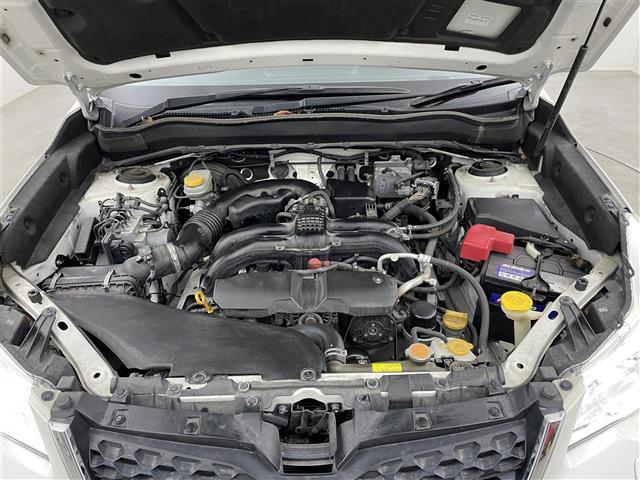 フォレスター Ｘ－ブレイク　アイサイトｖｅｒ２　純正ナビ　フリップダウンモニター　バックカメラ　ＥＴＣ　レーダークルーズコントロール　シートヒーター　純正アルミホイール　スマートキー　オートライト　ＬＥＤヘッドライト　地デジＴＶ（33枚目）