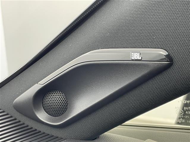 ハリアーハイブリッド Z レザーパッケージ モデリスタエアロ JBL メーカーナビ パノラミックビュー BSM 黒レザー ETC2.0 前後ドラレコ レーダークルーズ デジタルインナーミラー ステアリングヒーター メモリシート ワイヤレス充電(4枚目)