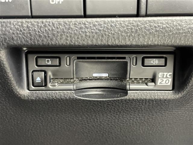 ハリアーハイブリッド Z レザーパッケージ モデリスタエアロ JBL メーカーナビ パノラミックビュー BSM 黒レザー ETC2.0 前後ドラレコ レーダークルーズ デジタルインナーミラー ステアリングヒーター メモリシート ワイヤレス充電(16枚目)