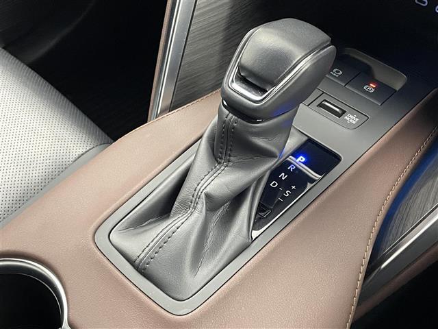 ハリアーハイブリッド Z レザーパッケージ モデリスタエアロ JBL メーカーナビ パノラミックビュー BSM 黒レザー ETC2.0 前後ドラレコ レーダークルーズ デジタルインナーミラー ステアリングヒーター メモリシート ワイヤレス充電(26枚目)