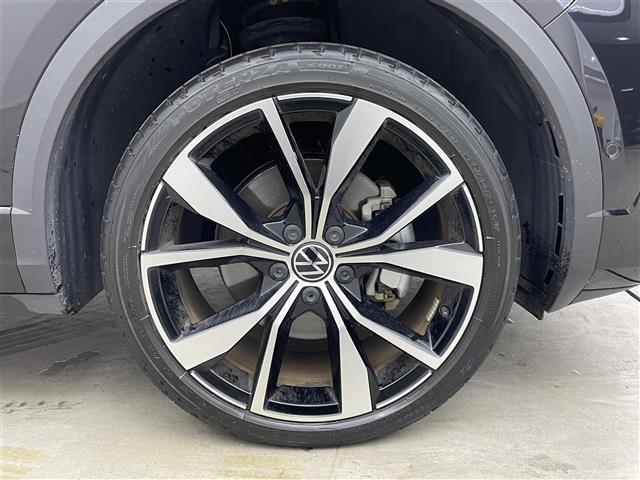 Ｔ－ロック ＴＤＩ　Ｒライン　オールインセーフティ　純正９．２インチディスプレイオーディオ　バックカメラ　ＢＳＭ　ビルトインＥＴＣ　アダプティブクルーズコントロール　シートヒーター　ワイヤレス充電　純正アルミ　オートハイビーム（33枚目）