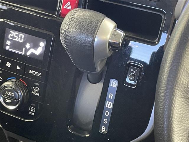 タンク カスタムＧ　スマートアシスト３　純正９インチナビ　パノラミックビューモニター　ビルトインＥＴＣ　前後ドライブレコーダー　シートヒーター　ステアリングスイッチ　純正アルミホイール　オートハイビーム　ＬＥＤライト（28枚目）