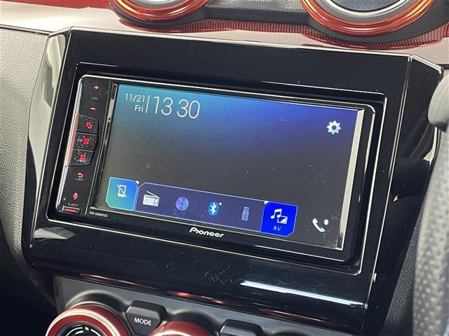 スイフトスポーツ ベースグレード 社外ディスプレイオーディオ バックカメラ BSM ドライブレコーダー DVD再生 セーフティサポート アダプティブクルーズコントロール シートヒーター 純正アルミホイール オートライト LEDライト(4枚目)