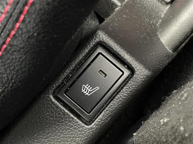 スイフトスポーツ ベースグレード 社外ディスプレイオーディオ バックカメラ BSM ドライブレコーダー DVD再生 セーフティサポート アダプティブクルーズコントロール シートヒーター 純正アルミホイール オートライト LEDライト(8枚目)