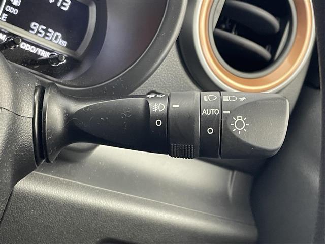 パッソ モーダ チャーム スマートアシスト3 純正ナビ パノラミックビューモニター ビルトインETC2.0 前後ドライブレコーダー シートヒーター ステアリングスイッチ スマートキー オートハイビーム LEDヘッドライト TV(12枚目)