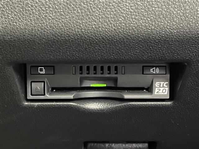 パッソ モーダ チャーム スマートアシスト3 純正ナビ パノラミックビューモニター ビルトインETC2.0 前後ドライブレコーダー シートヒーター ステアリングスイッチ スマートキー オートハイビーム LEDヘッドライト TV(13枚目)