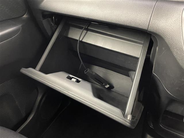 Ｎ－ＢＯＸ Ｇ　ＳＳパッケージ　純正ナビ　バックカメラ　ＥＴＣ　ドライブレコーダー　シティブレーキアクティブ　ＨＤＭＩ　ステアリングスイッチ　純正アルミホイール　プッシュスタート　スマートキー　オートライト　ＨＩＤヘッドライト（28枚目）