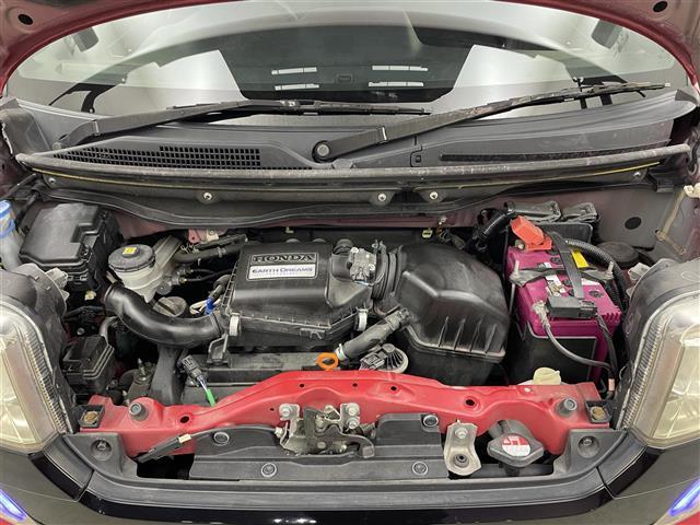 Ｎ－ＢＯＸ Ｇ　ＳＳパッケージ　純正ナビ　バックカメラ　ＥＴＣ　ドライブレコーダー　シティブレーキアクティブ　ＨＤＭＩ　ステアリングスイッチ　純正アルミホイール　プッシュスタート　スマートキー　オートライト　ＨＩＤヘッドライト（33枚目）