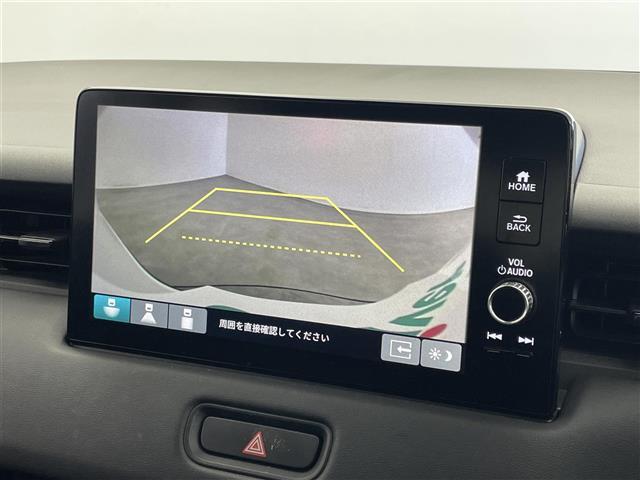 ヴェゼル Ｇ　純正９インチディスプレイオーディオ　バックカメラ　ビルトインＥＴＣ２．０　前後ドライブレコーダー　ホンダセンシング　アダプティブクルーズコントロール　ワイヤレス充電　純正アルミホイール　オートライト（3枚目）