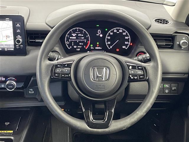 ヴェゼル Ｇ　純正９インチディスプレイオーディオ　バックカメラ　ビルトインＥＴＣ２．０　前後ドライブレコーダー　ホンダセンシング　アダプティブクルーズコントロール　ワイヤレス充電　純正アルミホイール　オートライト（8枚目）